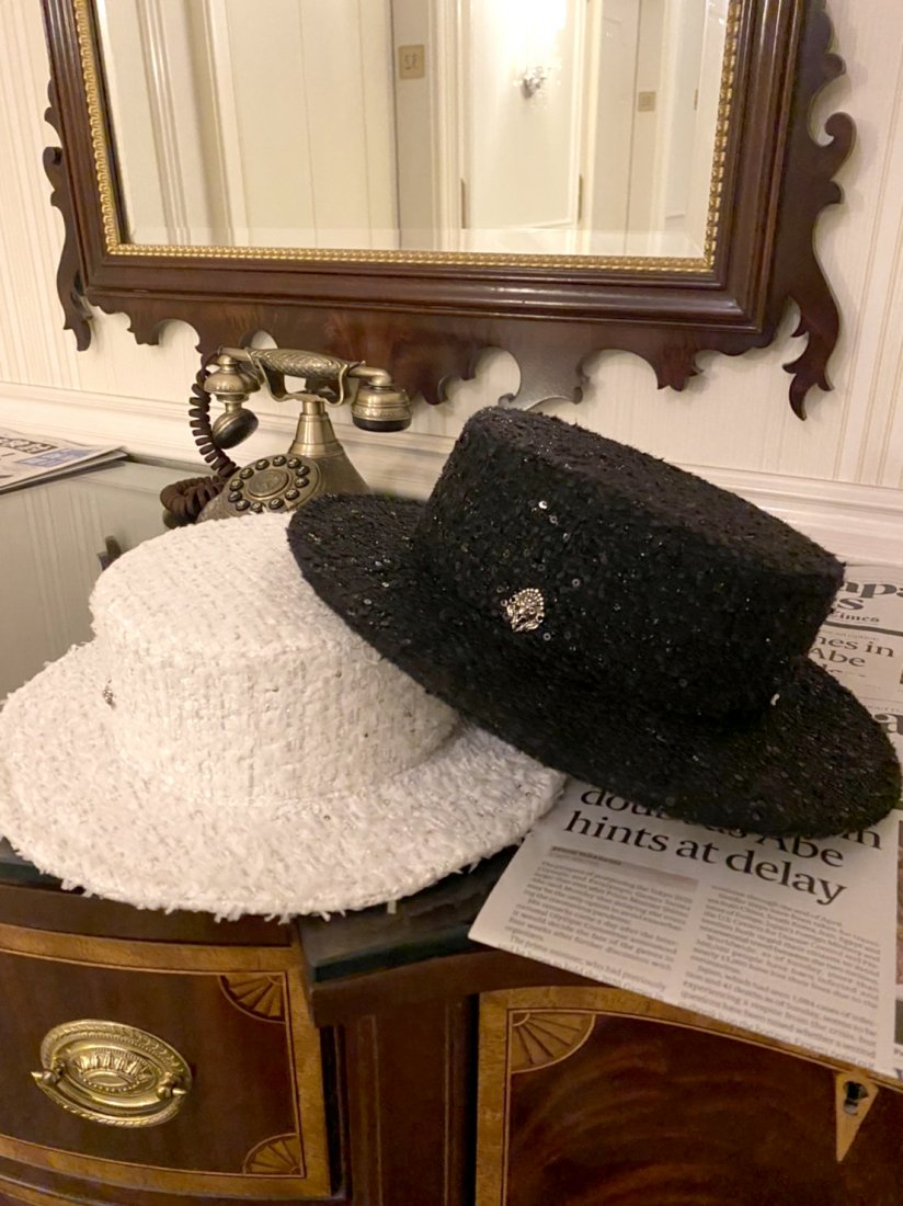 Tweed hat "mademoiselle" Snow
